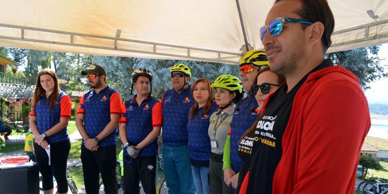 #Biciregión fortalece el turismo en bicicleta por Cundinamarca .