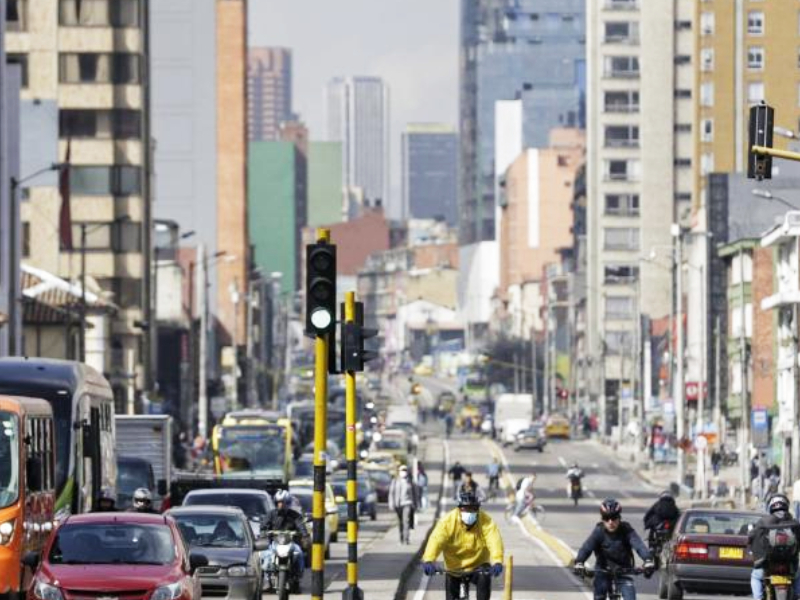 MINISTRO DE TRANSPORTE INSISTE EN UN TRANVÍA PARA LA CARRERA SÉPTIMA EN BOGOTÁ