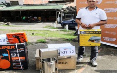 GOBERNACIÓN FORTALECE A EMPRENDEDORES DE GUADUAS Y LA VEGA