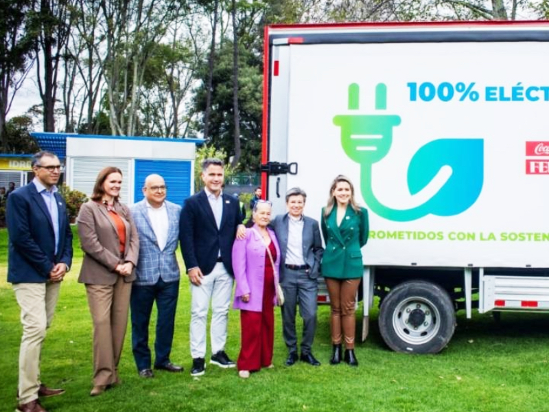 22 carros eléctricos de carga, aporte de Coca-Cola para una Bogotá sostenible