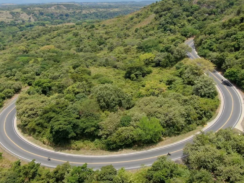 Así luce la carretera más alta de Colombia que se estrenará en Tolima