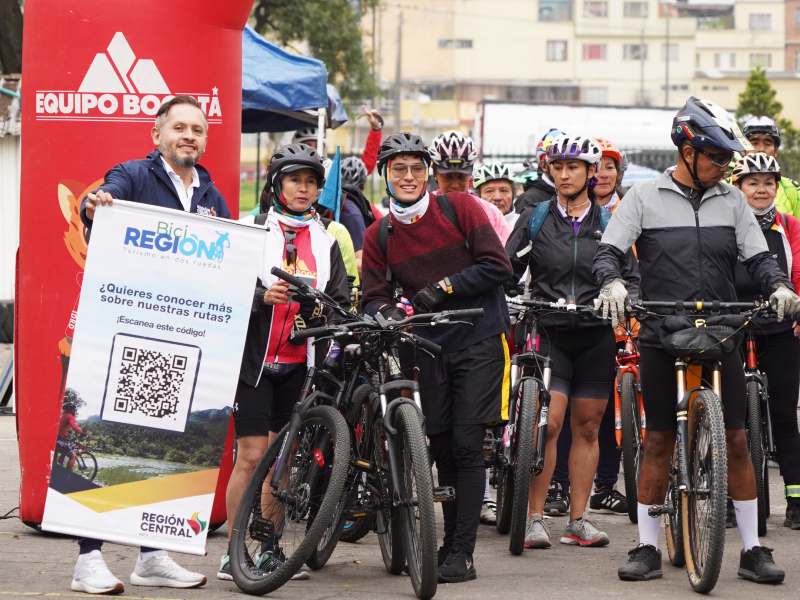 La RAP-E acompañó la última rodada en bicicleta del Instituto Distrital de Recreación y Deporte (IDRD) en el 2023