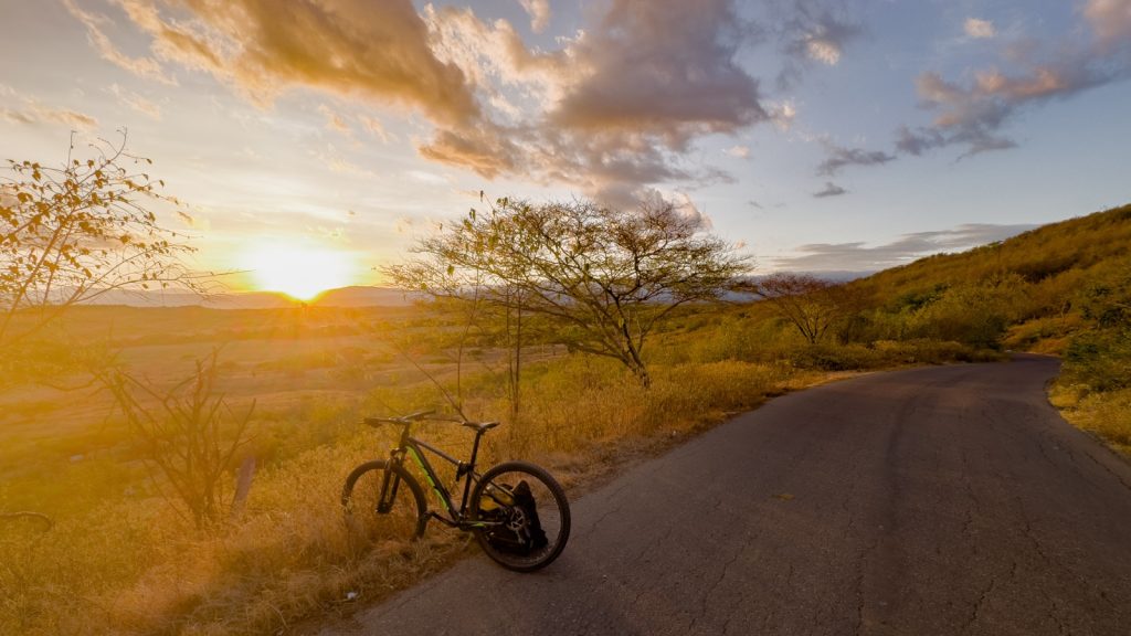 En el Día Mundial de la Bicicleta, la RAP-E Región Central invita a recorrer las rutas de BiciRegión y descubrir el territorio sobre dos ruedas
