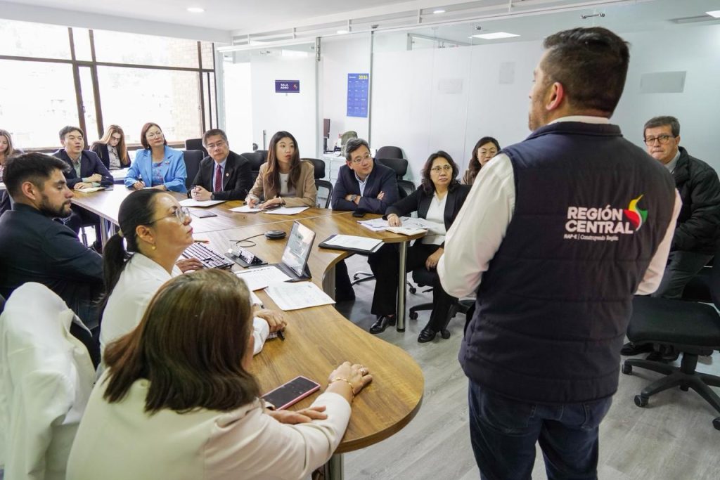 Cooperación entre Colombia y China avanza desde la RAP-E Región Central para fortalecer la seguridad alimentaria