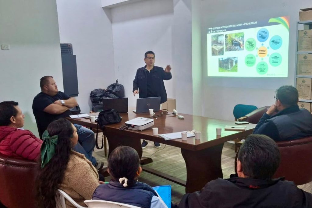 RAP-E y acueductos comunitarios fortalecen la gobernanza del agua en la cuenca del río Suárez